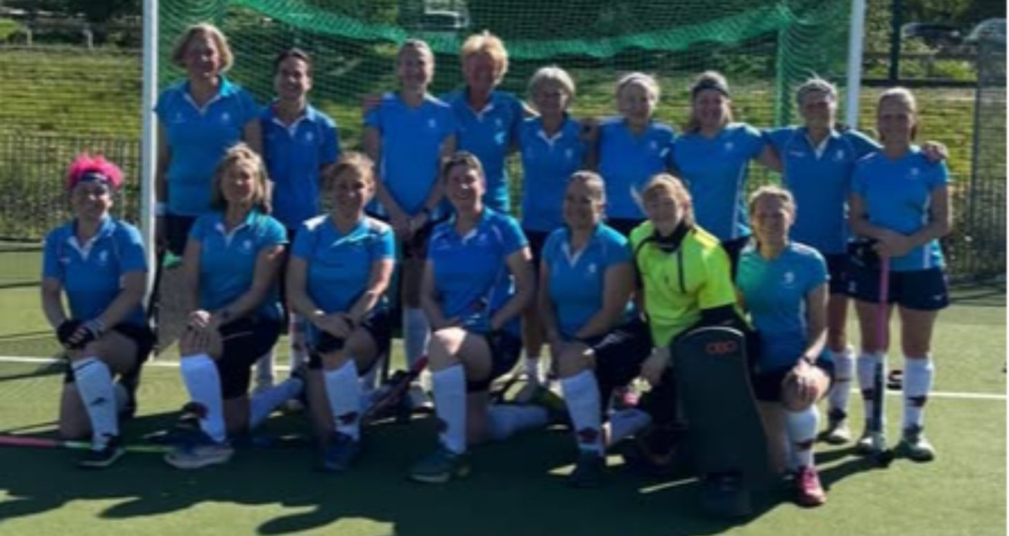 Womens O55 England Hockey  Trophy Finalists
