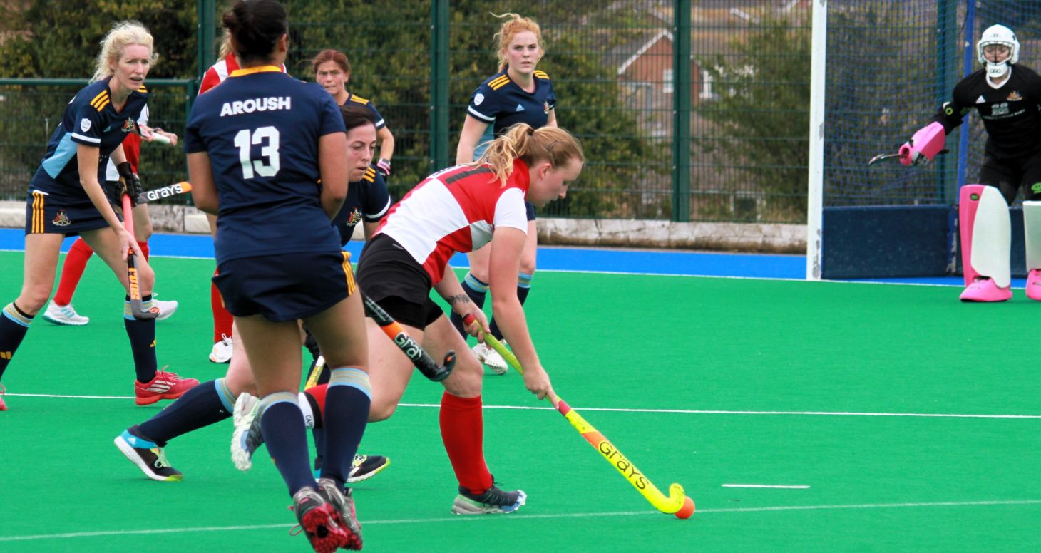 Women's 1st XI vs Old Williamsonians W2